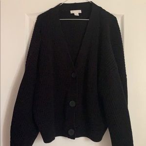 BRAND NEW Oversized Cardigan with 3 buttons